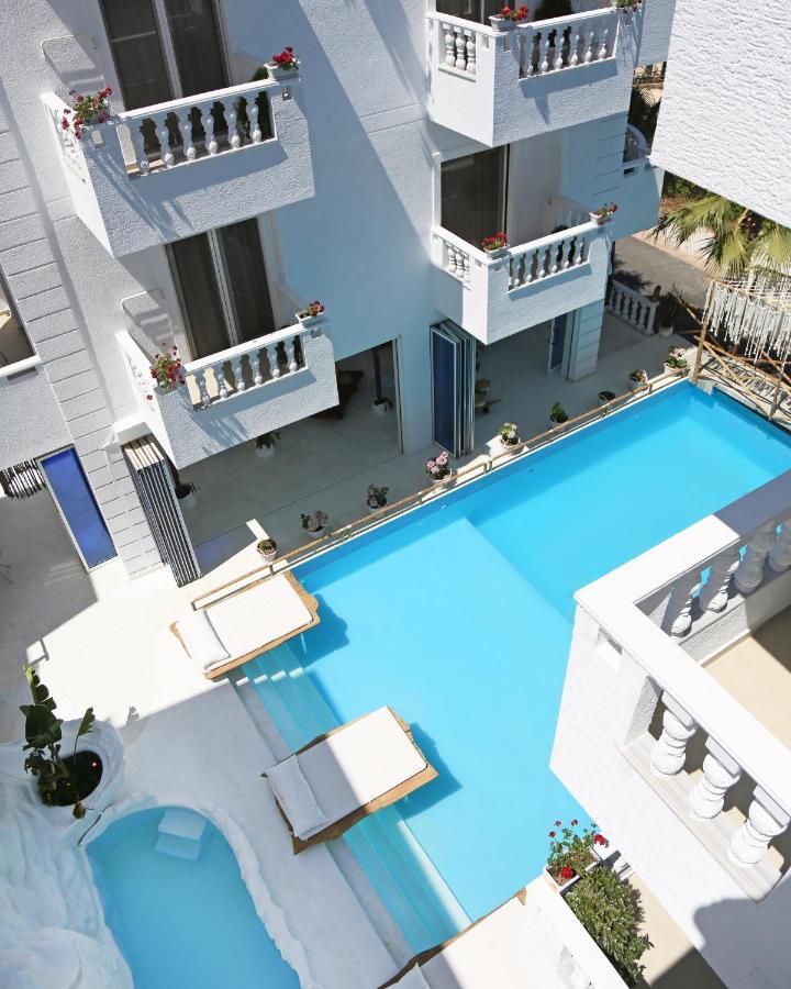 Relax 4*
